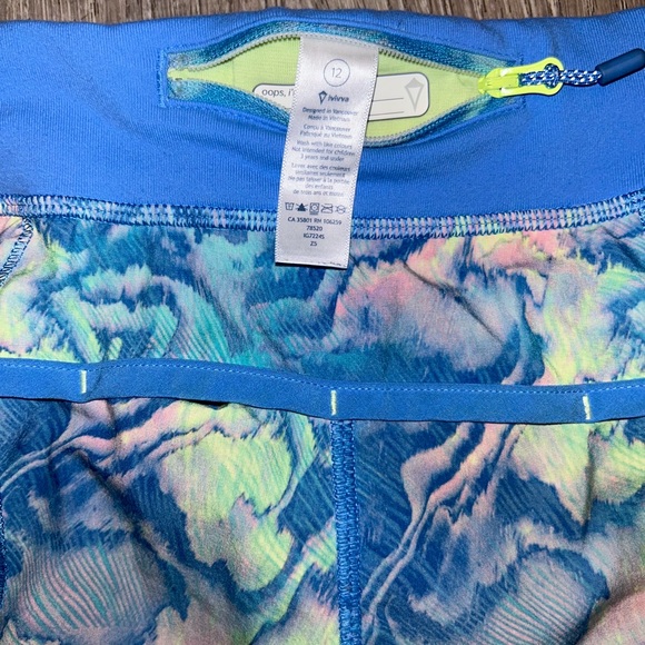 Ivivva by Lululemon Speedy Shorts Girls Size 12 - Picture 3 of 3